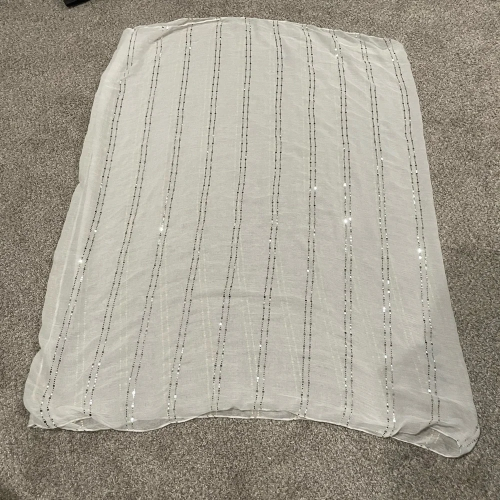 MAURICES White infinity scarf w/silver sparkly detail